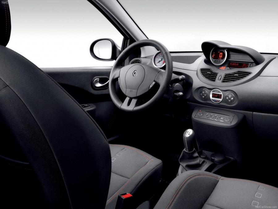  Renault Twingo RS 2008 года  (фото 121 из 143)